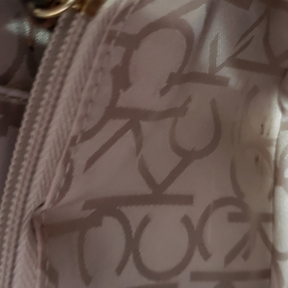 Calvin Klein bag - Picture 5 of 8
